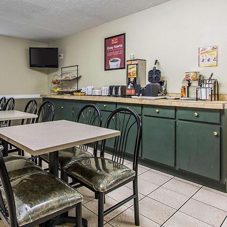 Econo Lodge Scottsboro Bagian luar foto