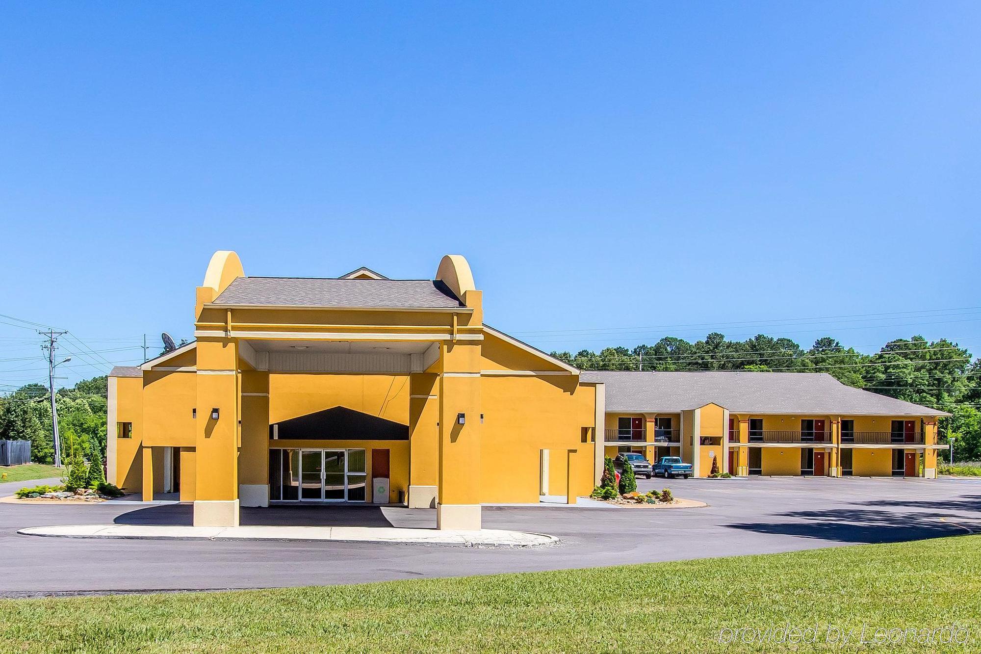 Econo Lodge Scottsboro Bagian luar foto