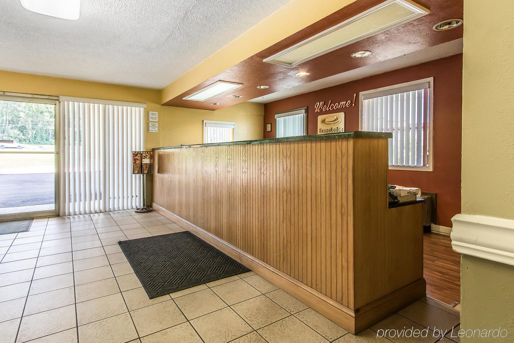 Econo Lodge Scottsboro Bagian luar foto