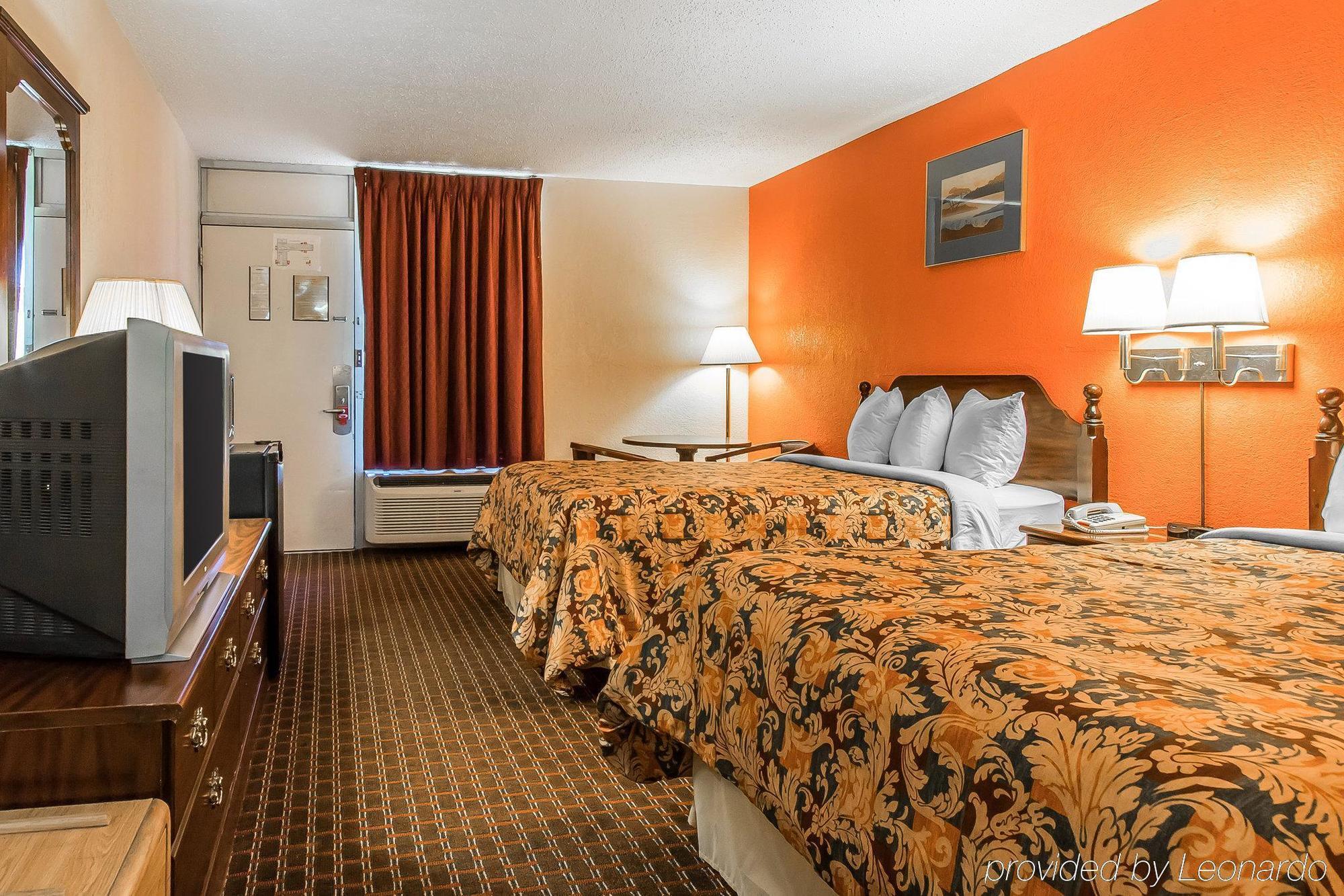Econo Lodge Scottsboro Bagian luar foto