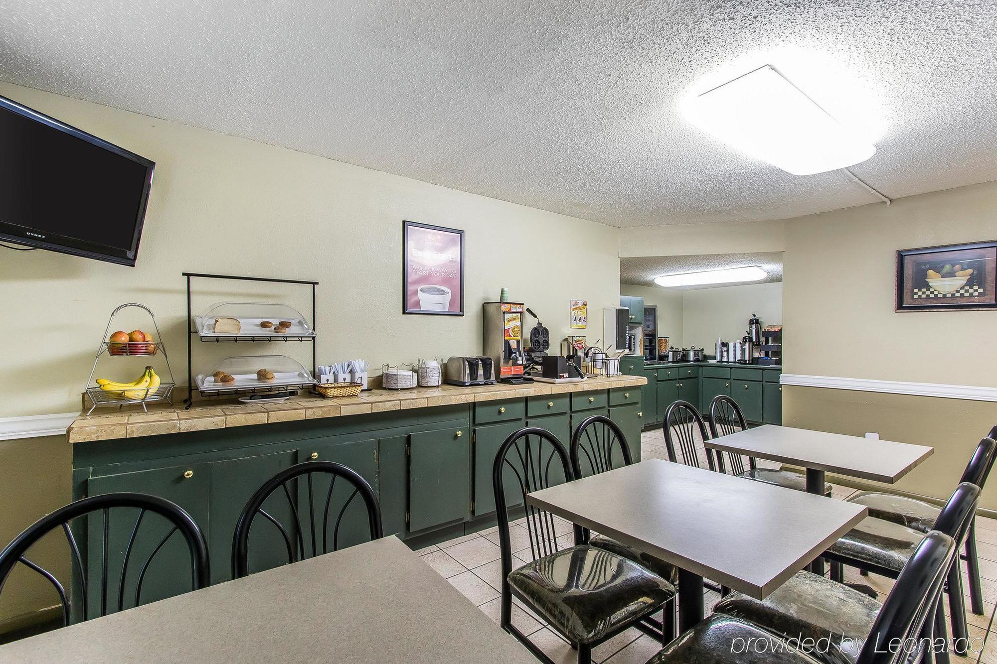 Econo Lodge Scottsboro Bagian luar foto
